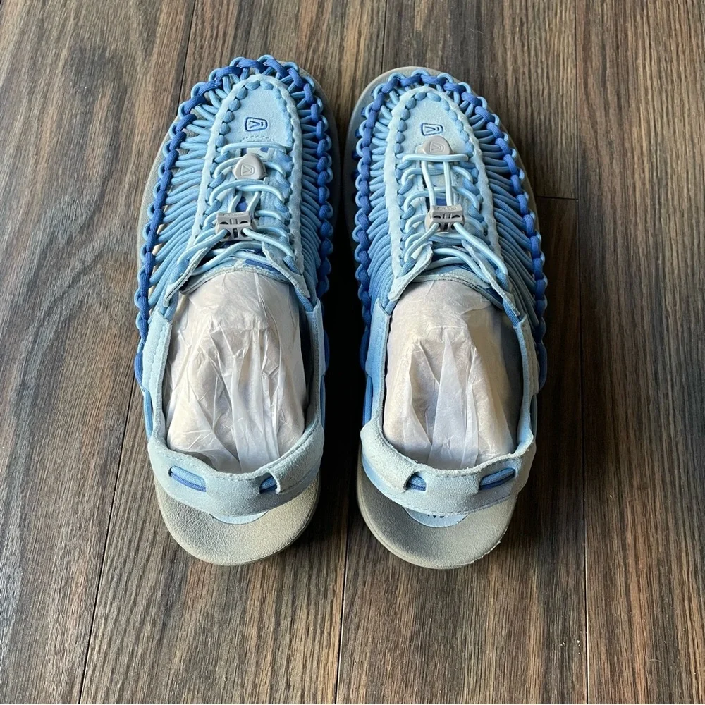 Keen Blue Sandals with Woven Design and Open Back - Picture 5 of 11